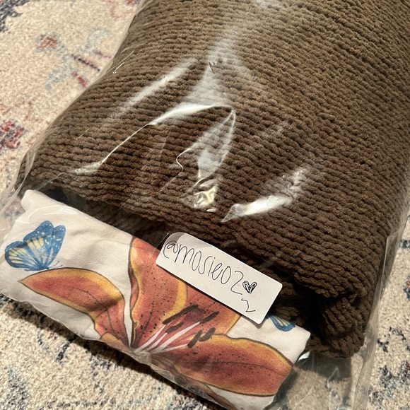 @mosie02 bundle :) - Picture 2 of 5